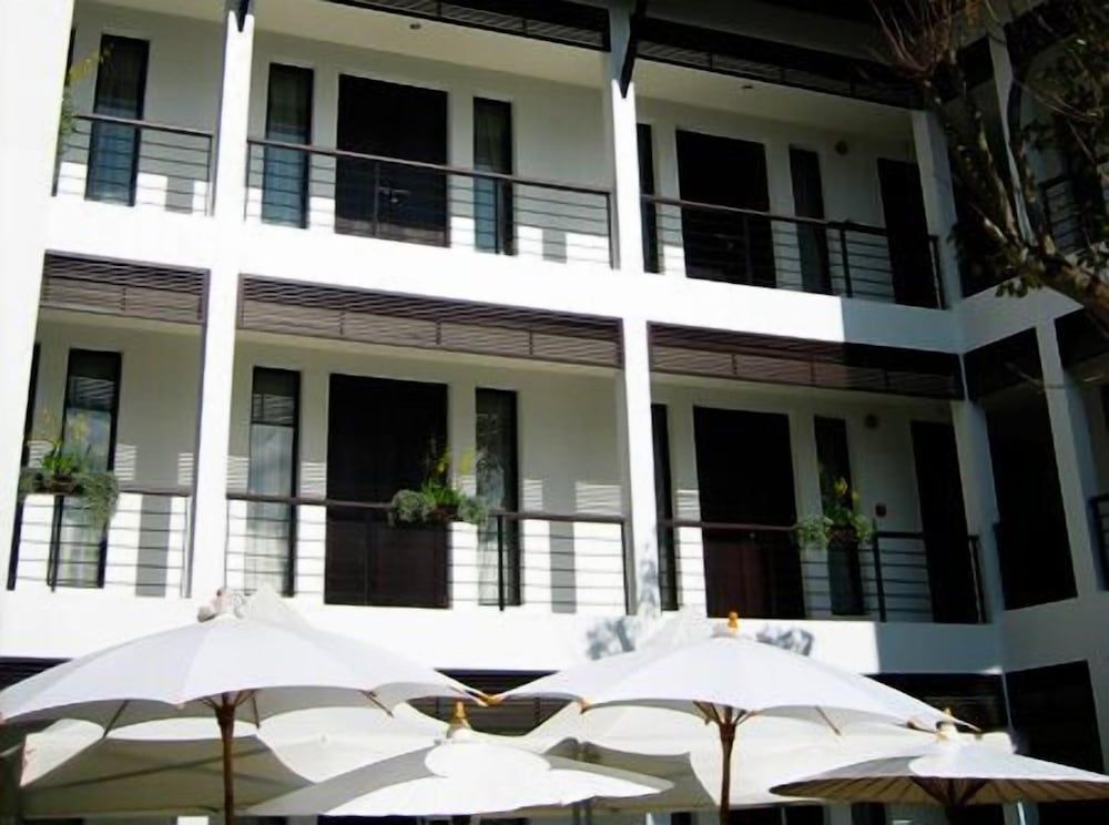 undefined 296 The Radtanaiya Residence 9