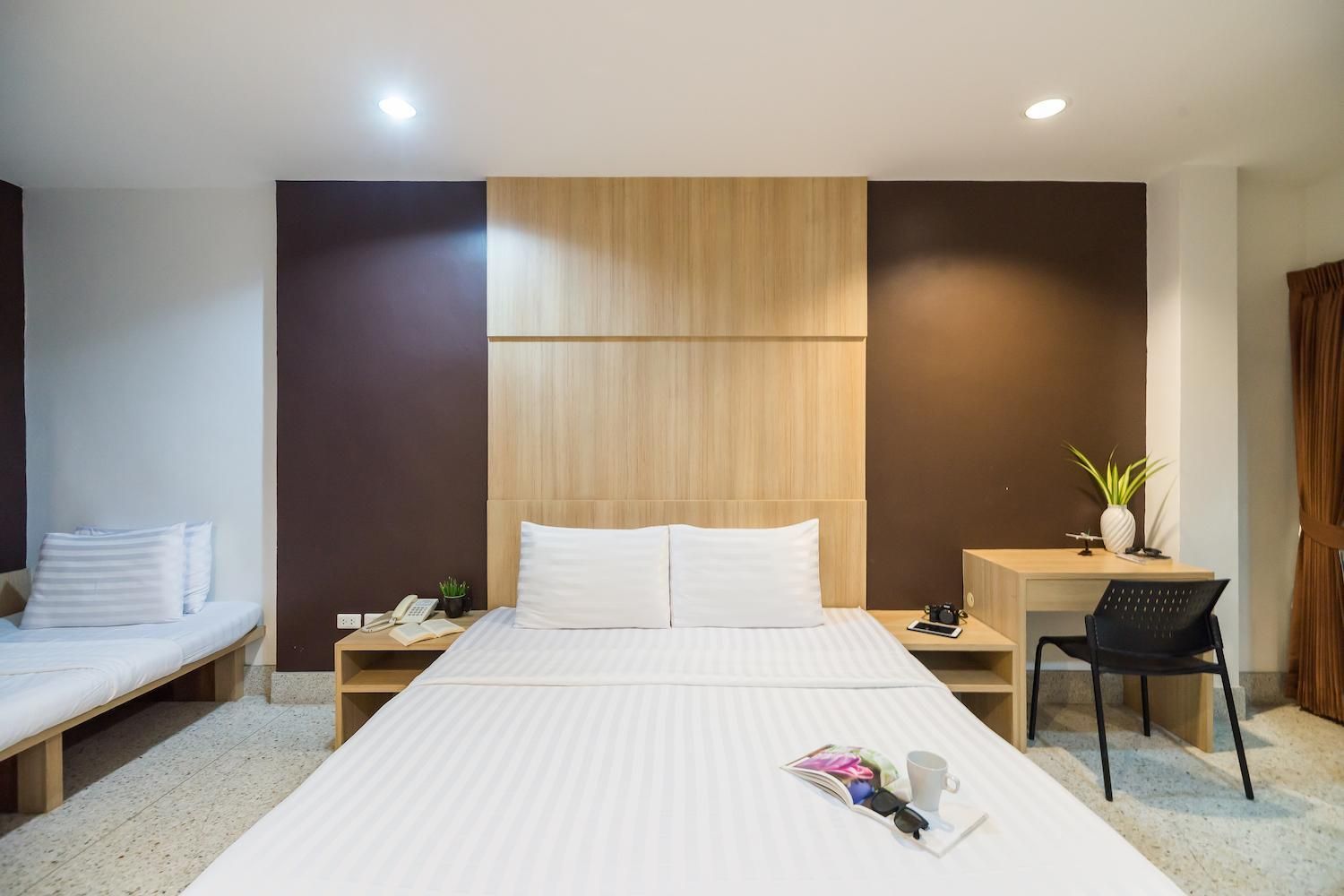 undefined The Fifth Residence Hotel 6