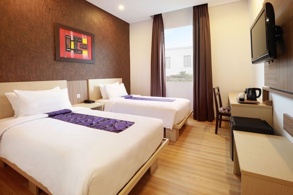 Swiss-Belinn Panakkukang Makassar Deluxe Twin Room 2