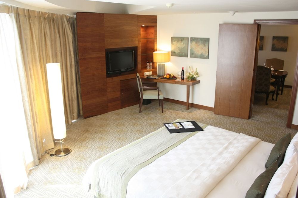 Executive Suite, King