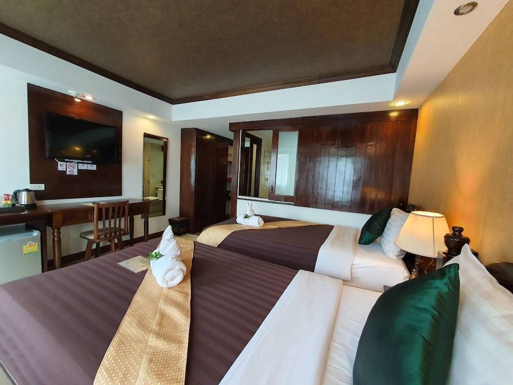 Goldenbell Hotel Chiangmai Superior Twin Room 3