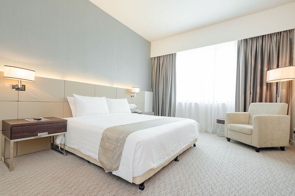 Raia Hotel & Convention Centre Alor Setar Superior Queen Room