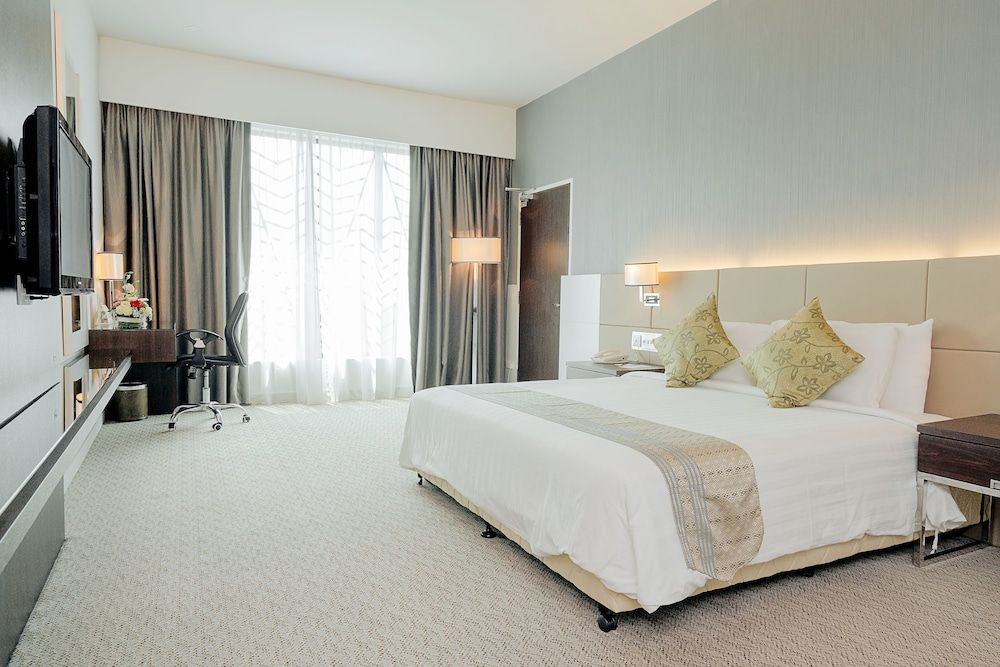 Raia Hotel & Convention Centre Alor Setar Superior Queen Room 2