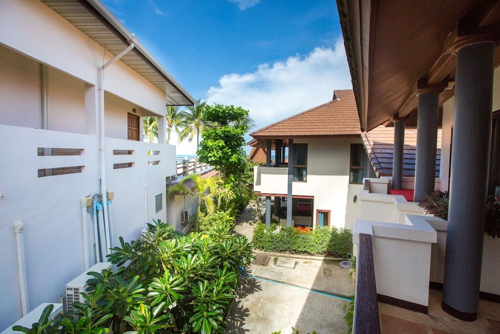 Sunrise Resort Deluxe Double or Twin Room, 1 Bedroom 9
