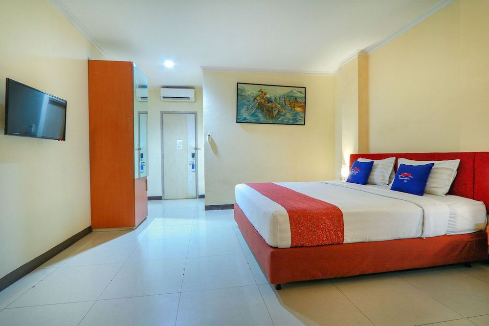 Hotel Marlin Pekalongan by Dafam Hotels Deluxe Double Room