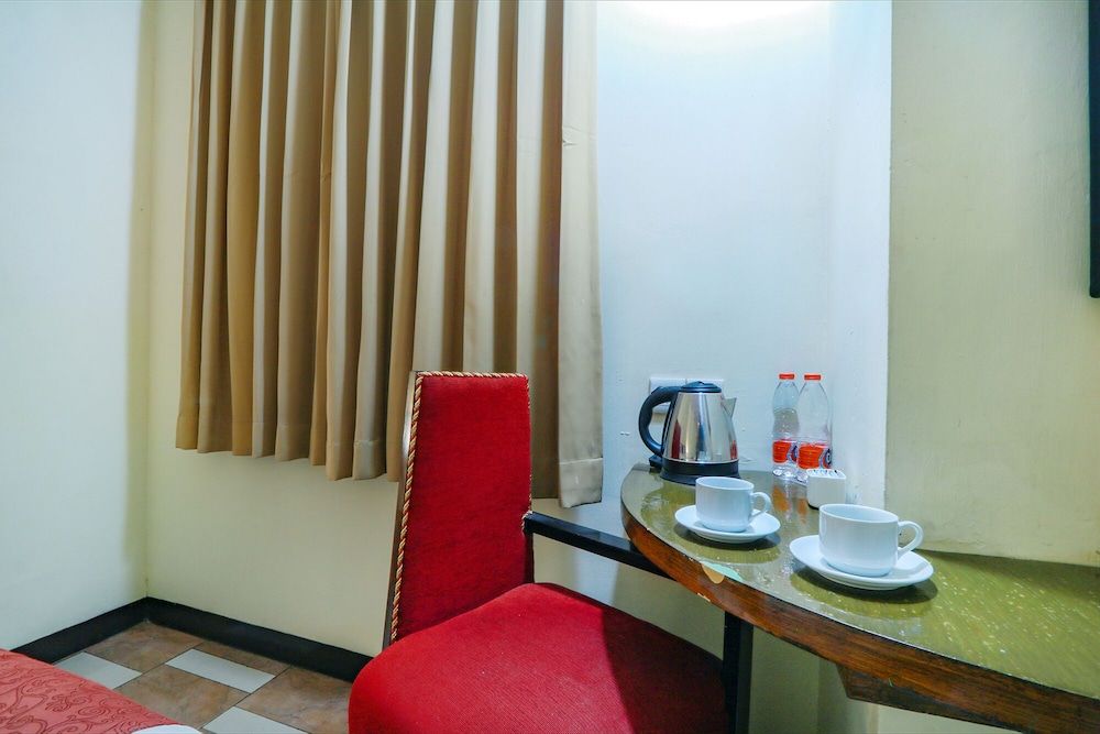 Hotel Marlin Pekalongan by Dafam Hotels Standard Twin Room 4