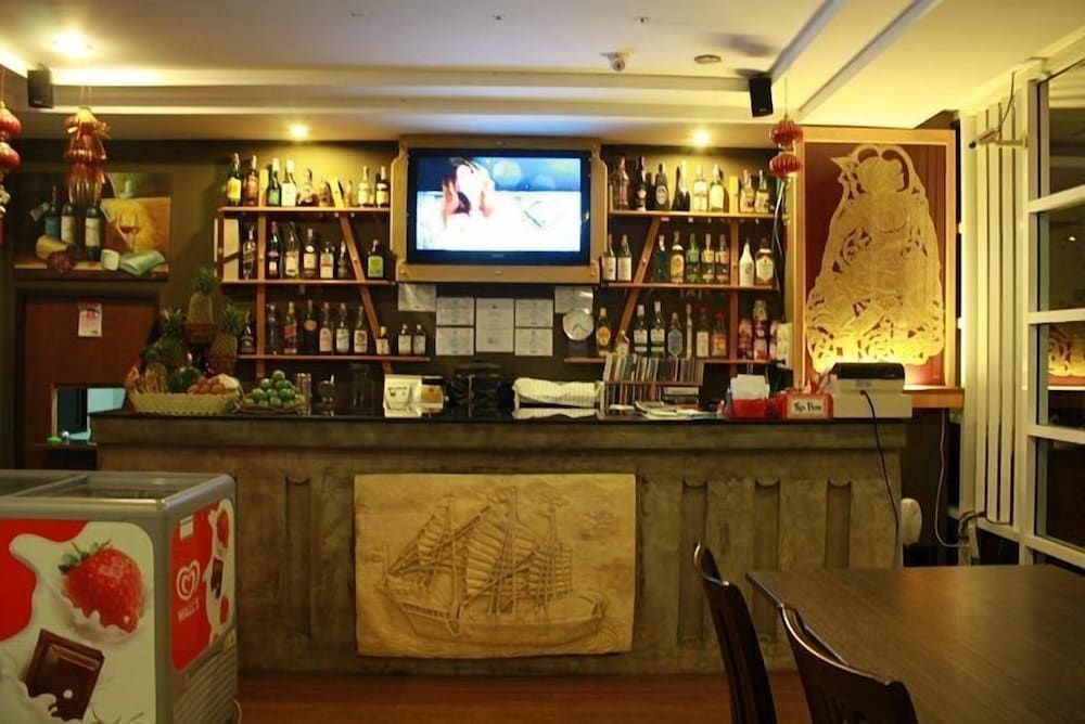 undefined Triple Rund Place Hotel 6