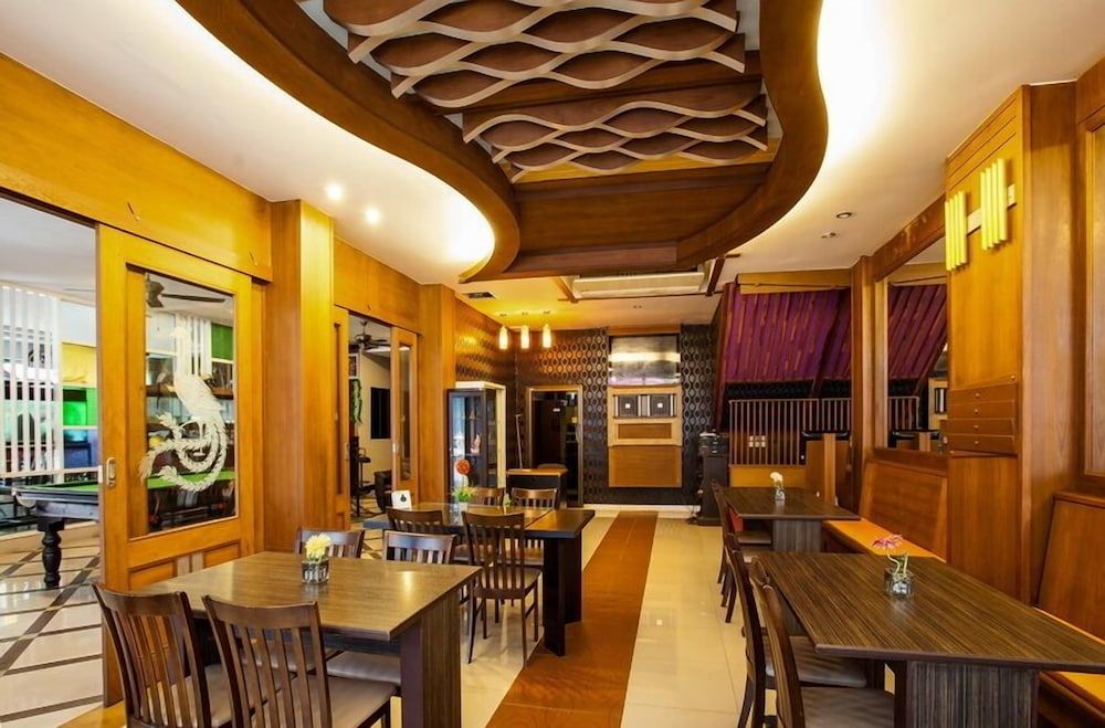 undefined Triple Rund Place Hotel 3