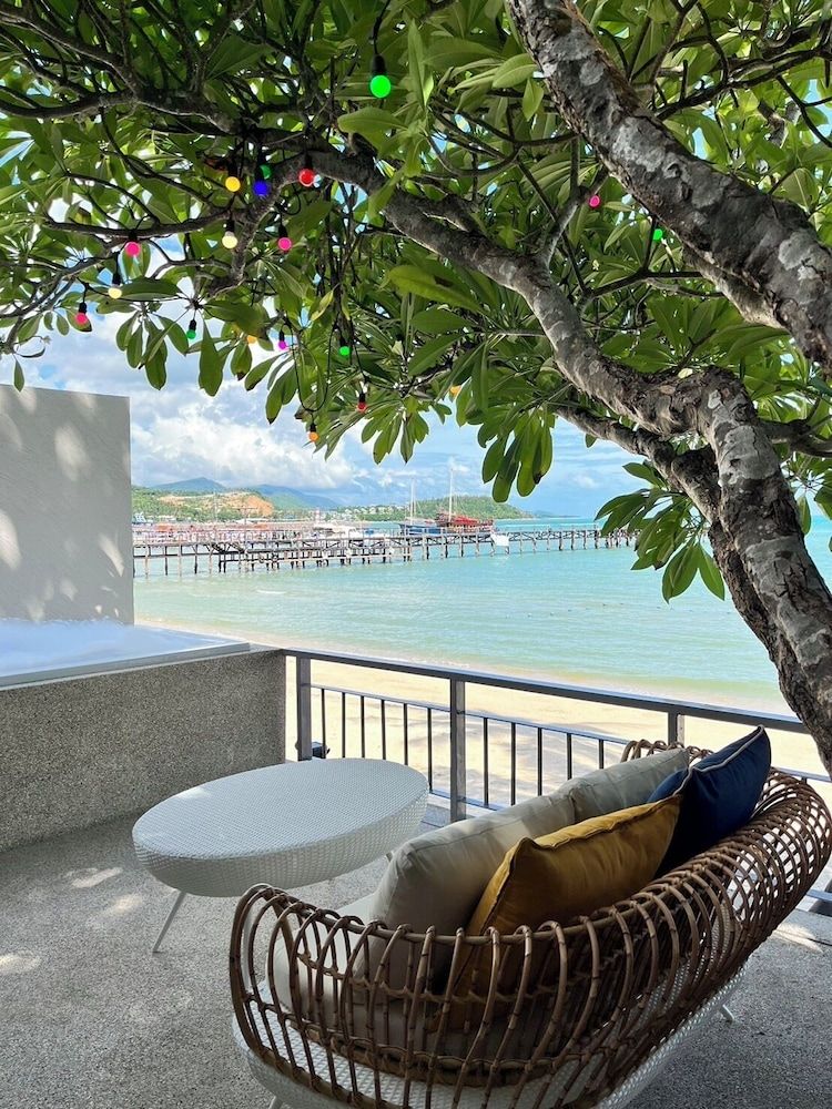 Punnpreeda Beach Resort Beach Front Villa with One way Airport Transfer 6