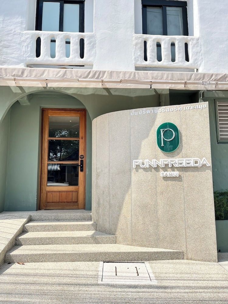 undefined Punnpreeda Beach Resort 6