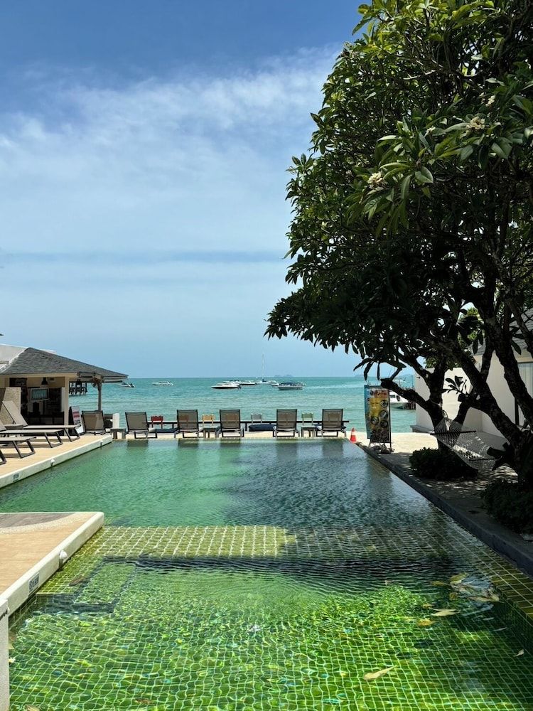 undefined Punnpreeda Beach Resort