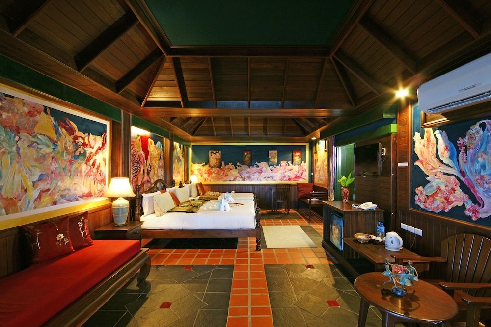 Imperial Jacuzzi Room