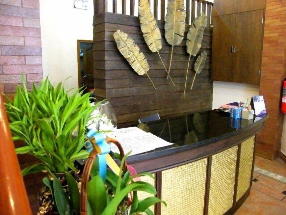 undefined The Red Balcony Inn 8