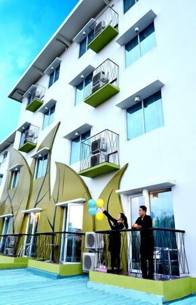 Angkasa Garden Hotel Deluxe Double or Twin Room 3