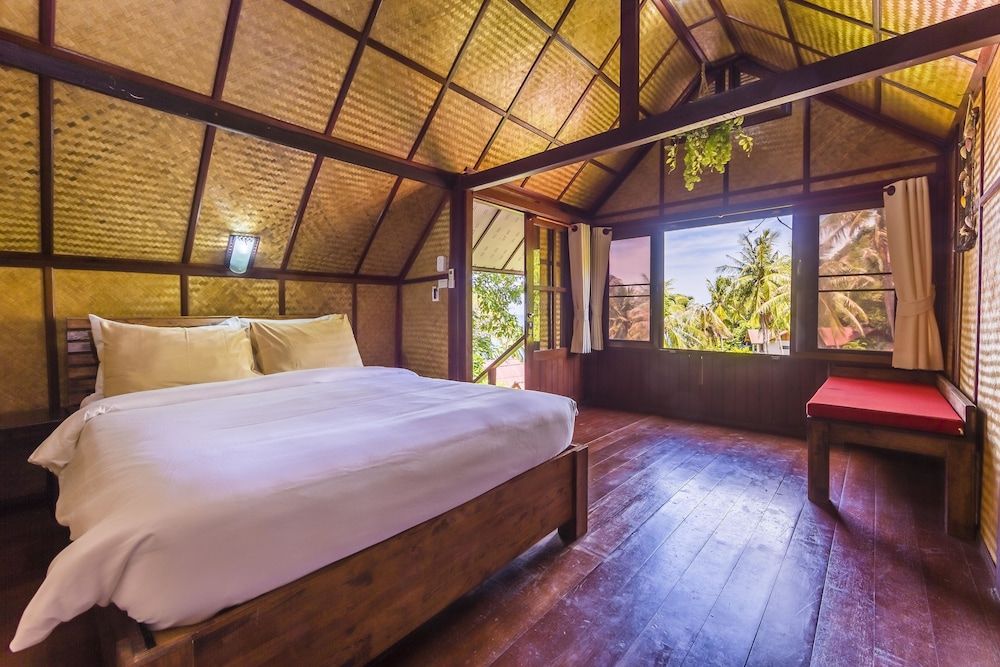 Coral View Resort Hillside Cabin