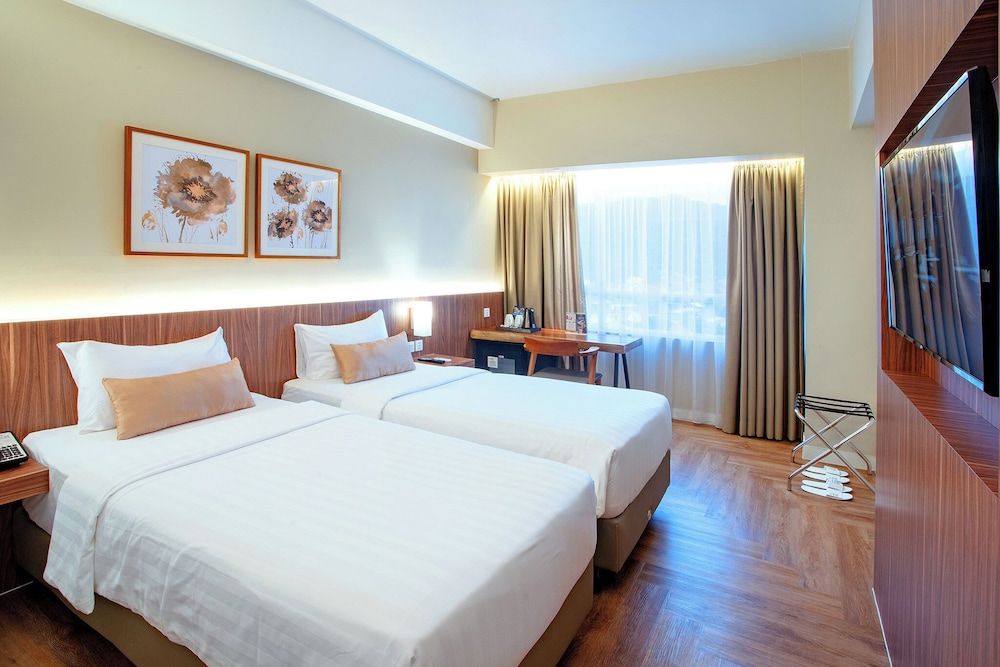 The ZHM Premiere Padang Deluxe Hollywood 2