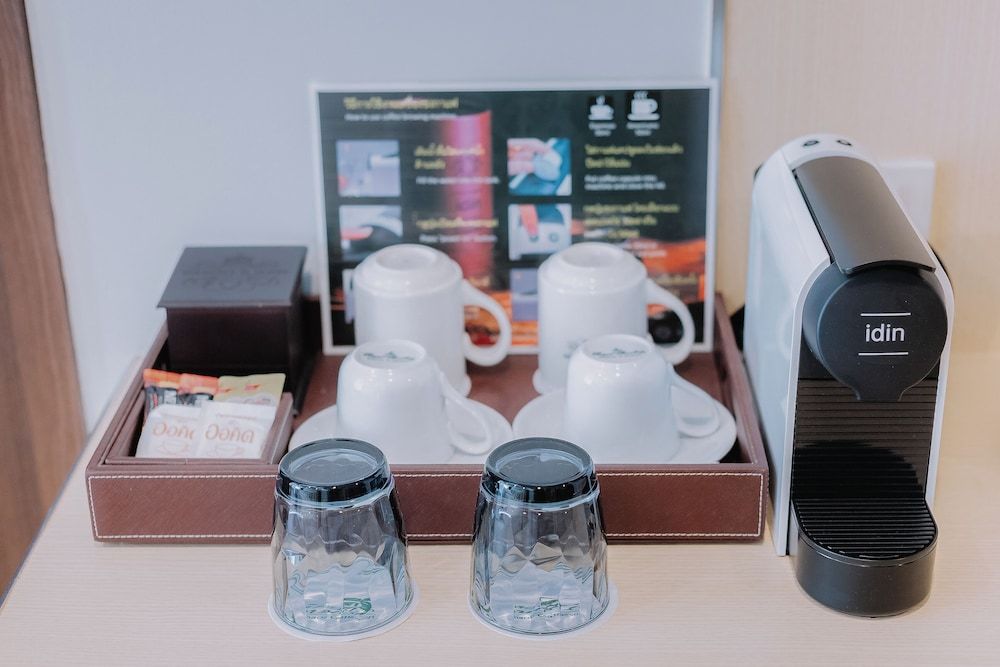 Chaolao Cabana Resort Deluxe Pool Access King 5