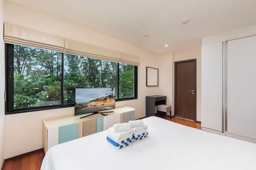 The Title Condo by TropicLook Comfort Room 9