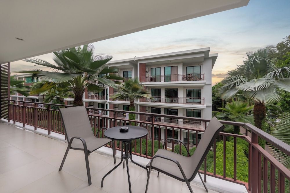 The Title Condo by TropicLook Comfort Room 6