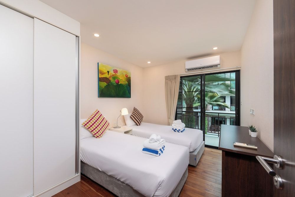 The Title Condo by TropicLook