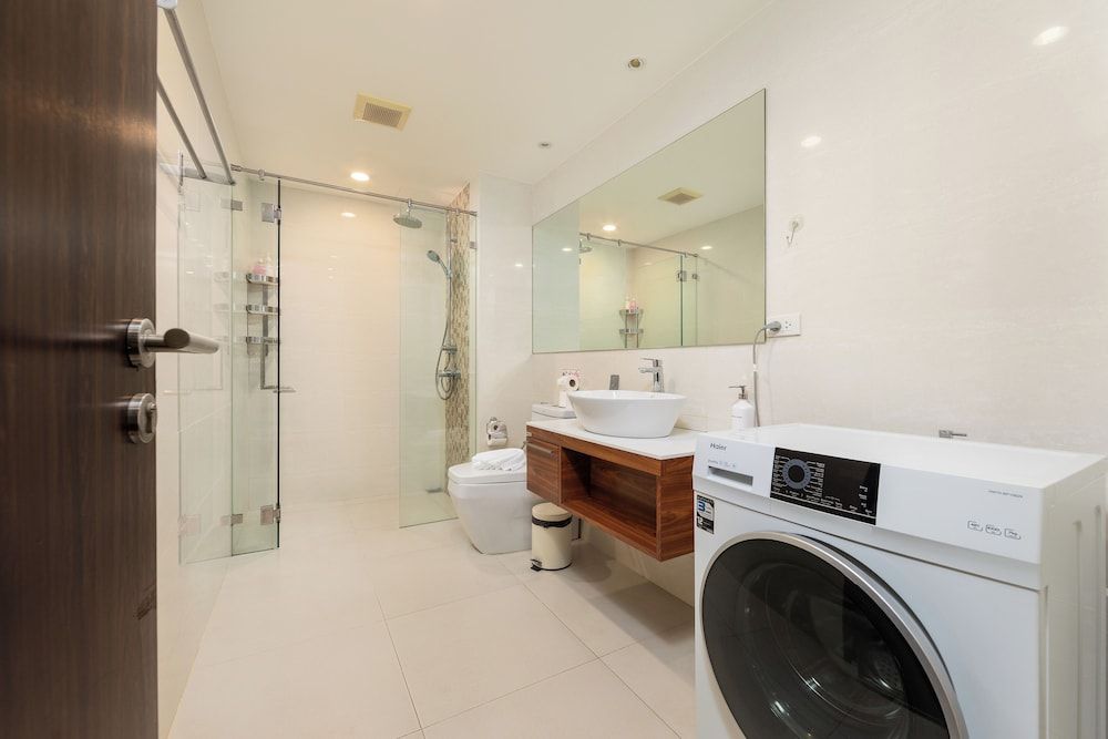 The Title Condo by TropicLook Comfort Room 7