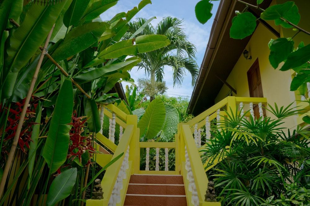 undefined Chez Charly Bungalow 10