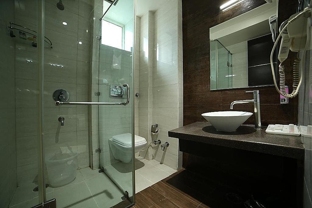 WoodApple Residency Deluxe Double Room 4