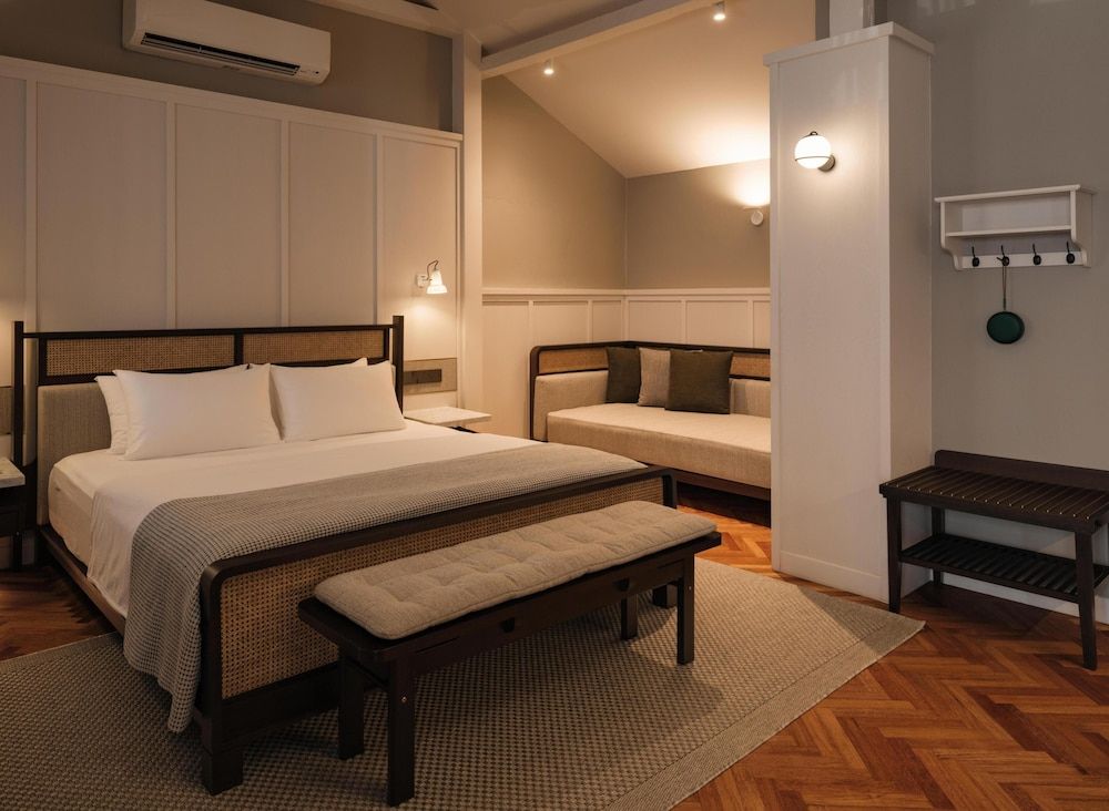 Mews Standard Room