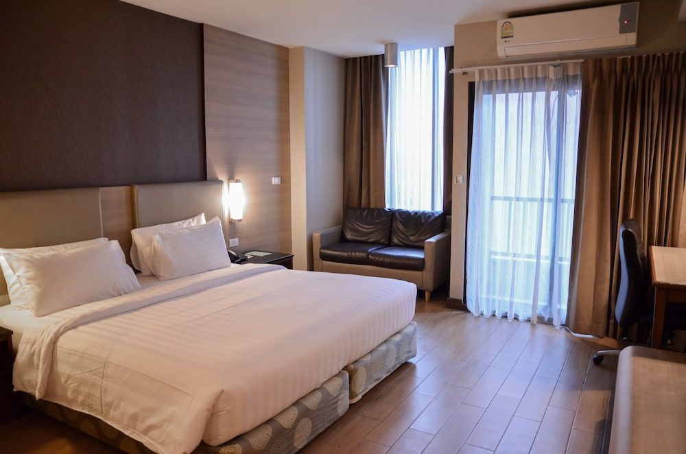 Marsi Hotel Standard Double Room 6