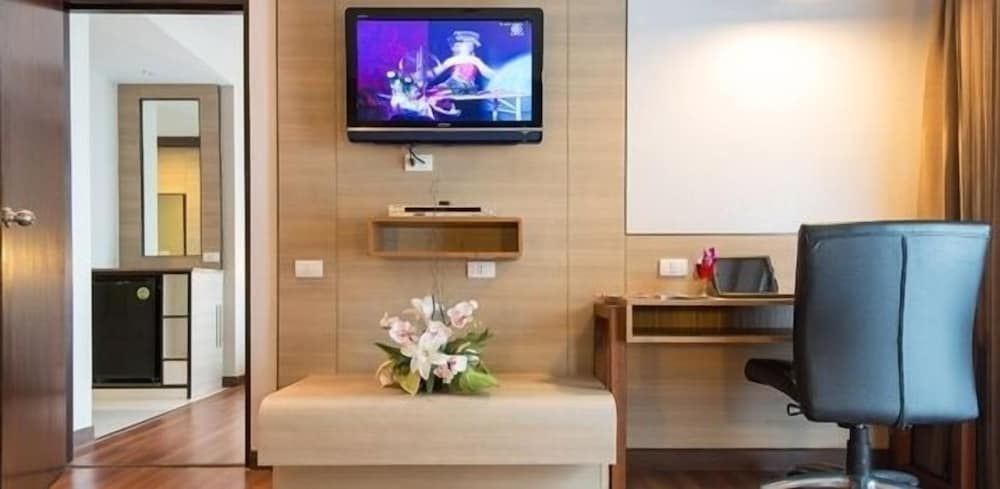 Marsi Hotel Standard Double Room 11