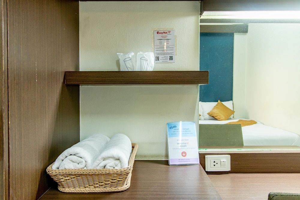 Riski Residence Bangkok-noi Standard Room 12