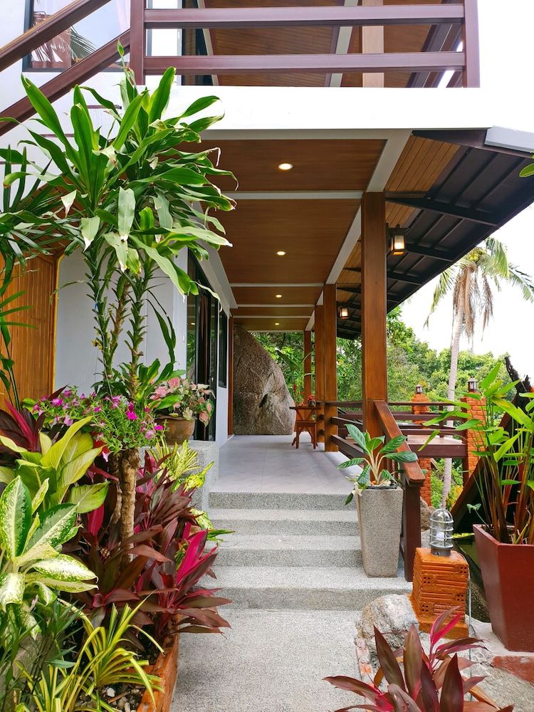 undefined Laem Sila Resort 8