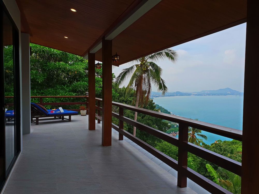 Laem Sila Resort Junior Suite, 1 King Bed, Ocean View 9