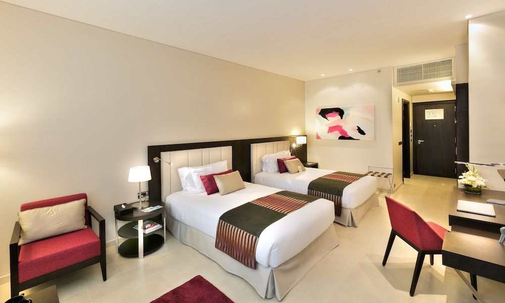 Mathema Premium Aparthotel Studio, 2 Twin Beds, Smoking, City View