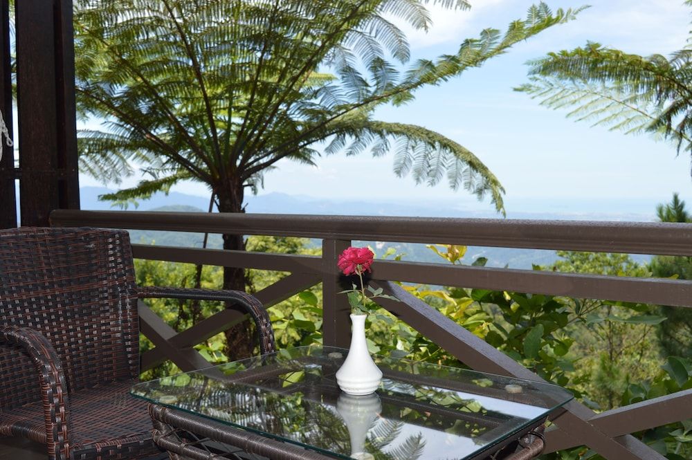 Kasih Sayang Hill Resort Superior Twin Room 4