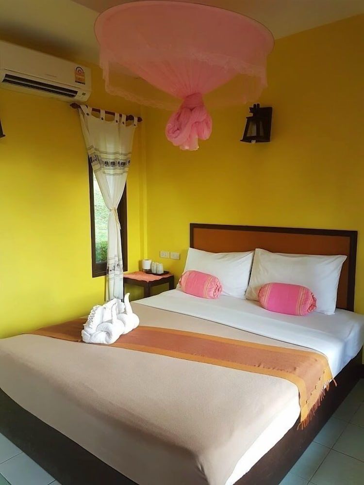 undefined Paradise Bungalows 3