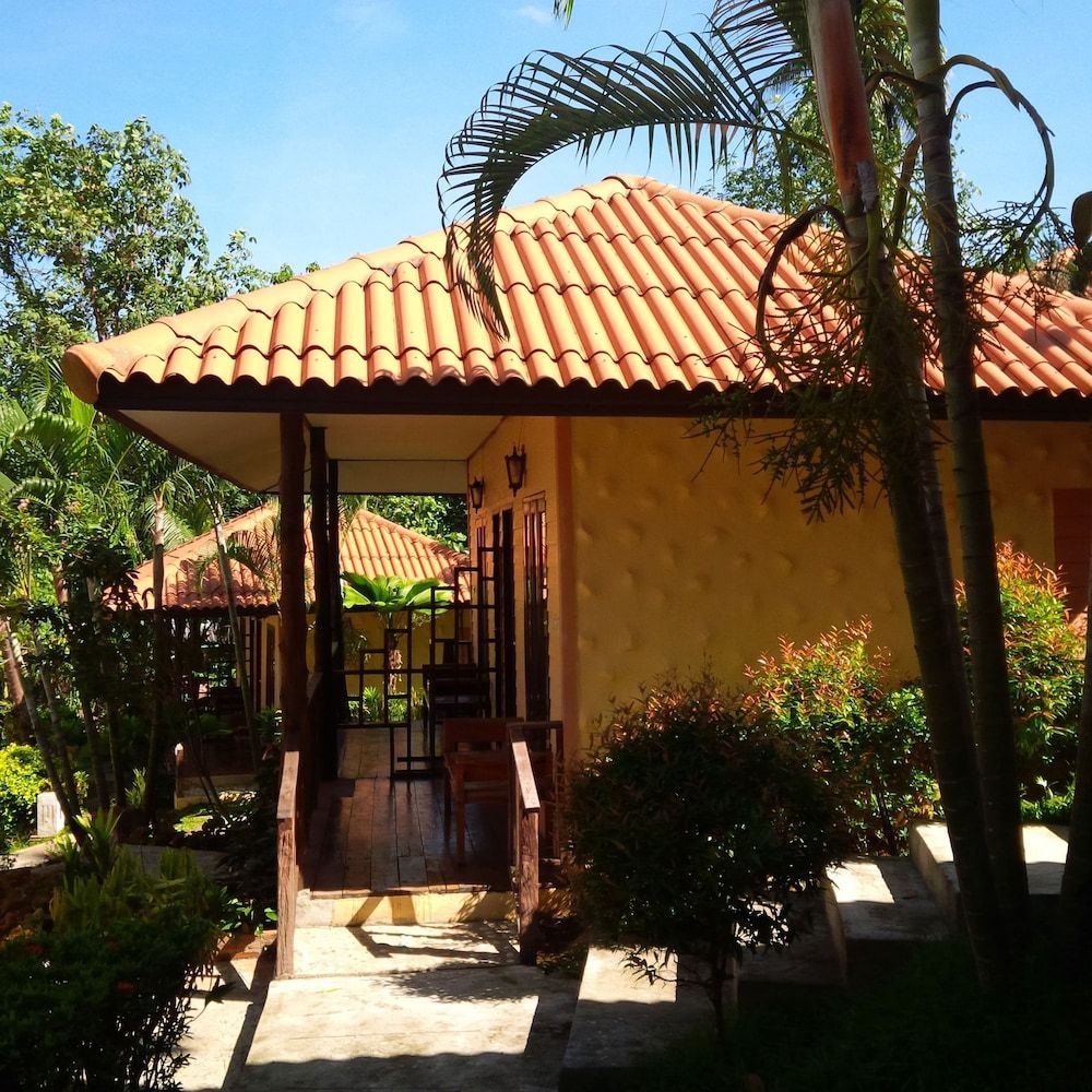 undefined Paradise Bungalows 9