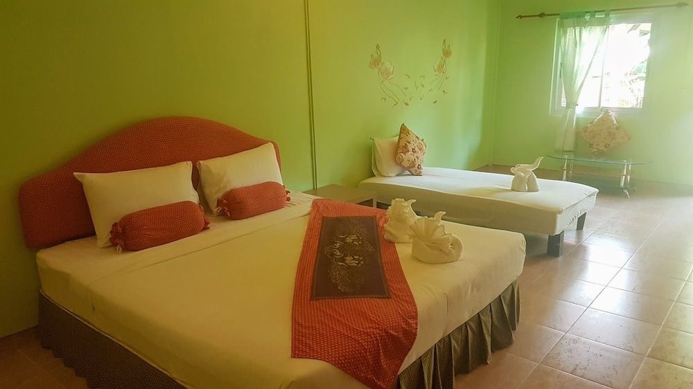 undefined Paradise Bungalows 4