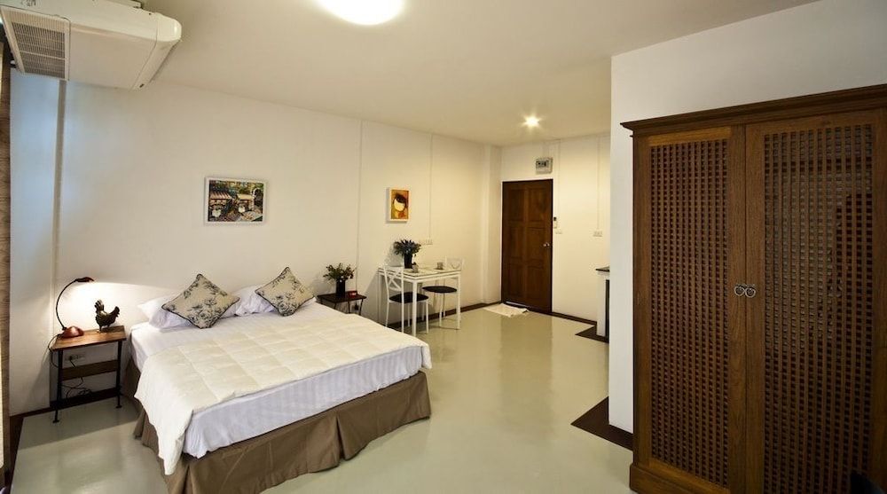 The Meet Green Apartment Deluxe Double Room 2