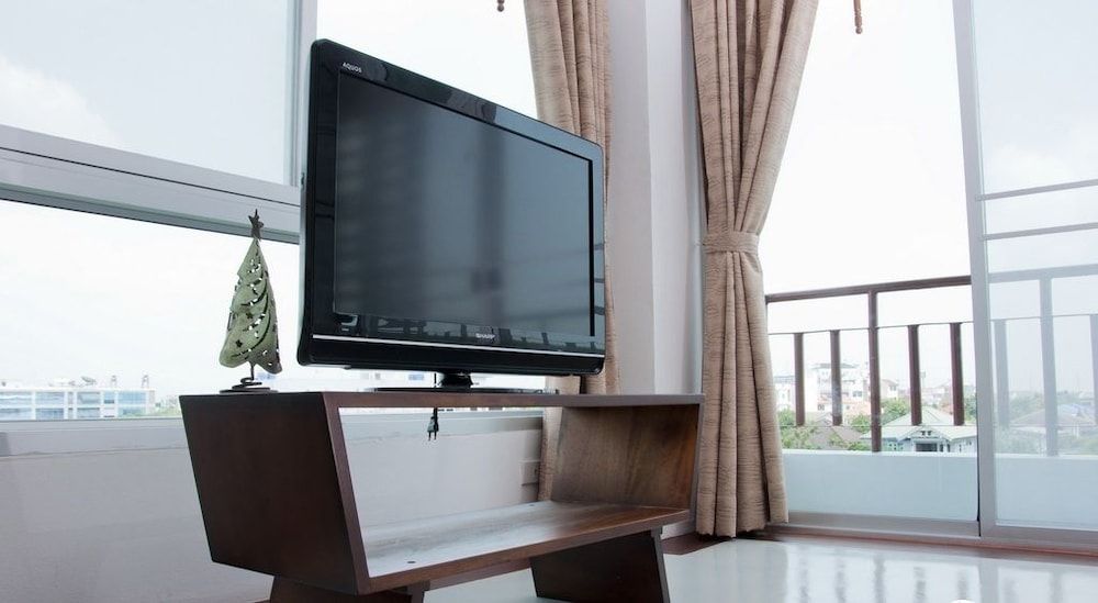 The Meet Green Apartment Deluxe Double Room 13