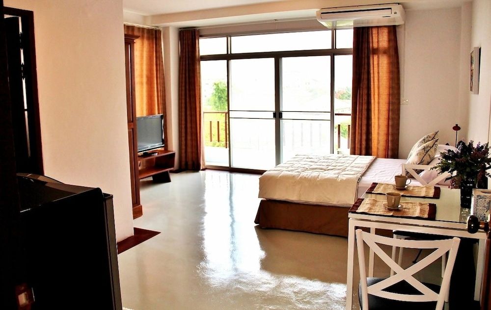 The Meet Green Apartment Deluxe Double Room 5