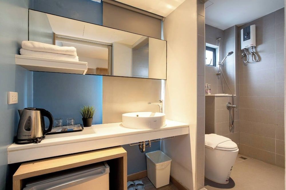 Synsiri 5 Nawamin 96 Deluxe Room 4