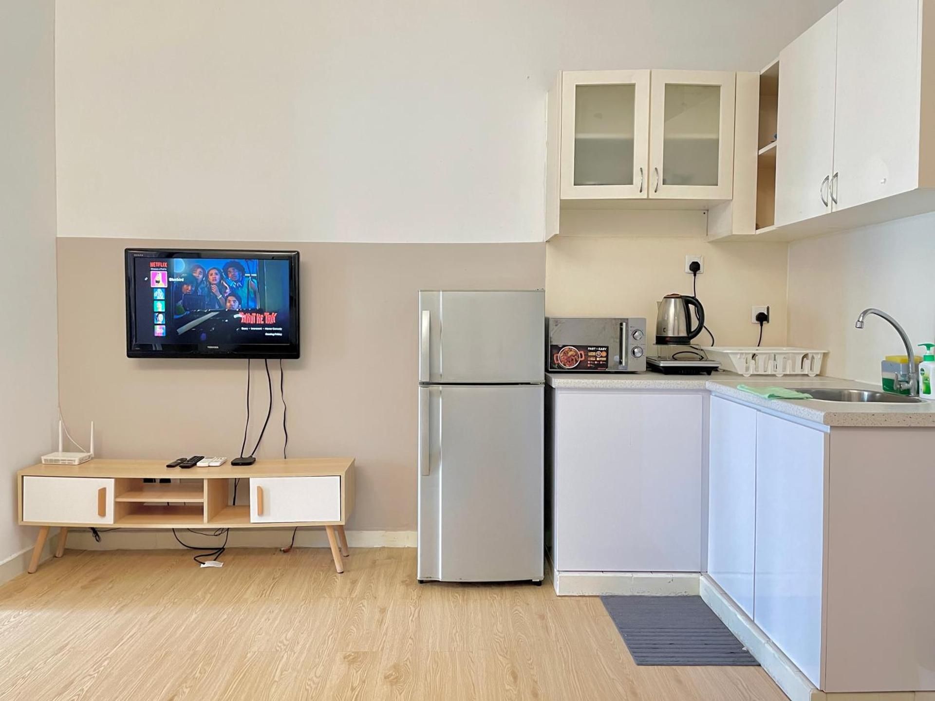 Deluxe One-Bedroom Apartment with City View