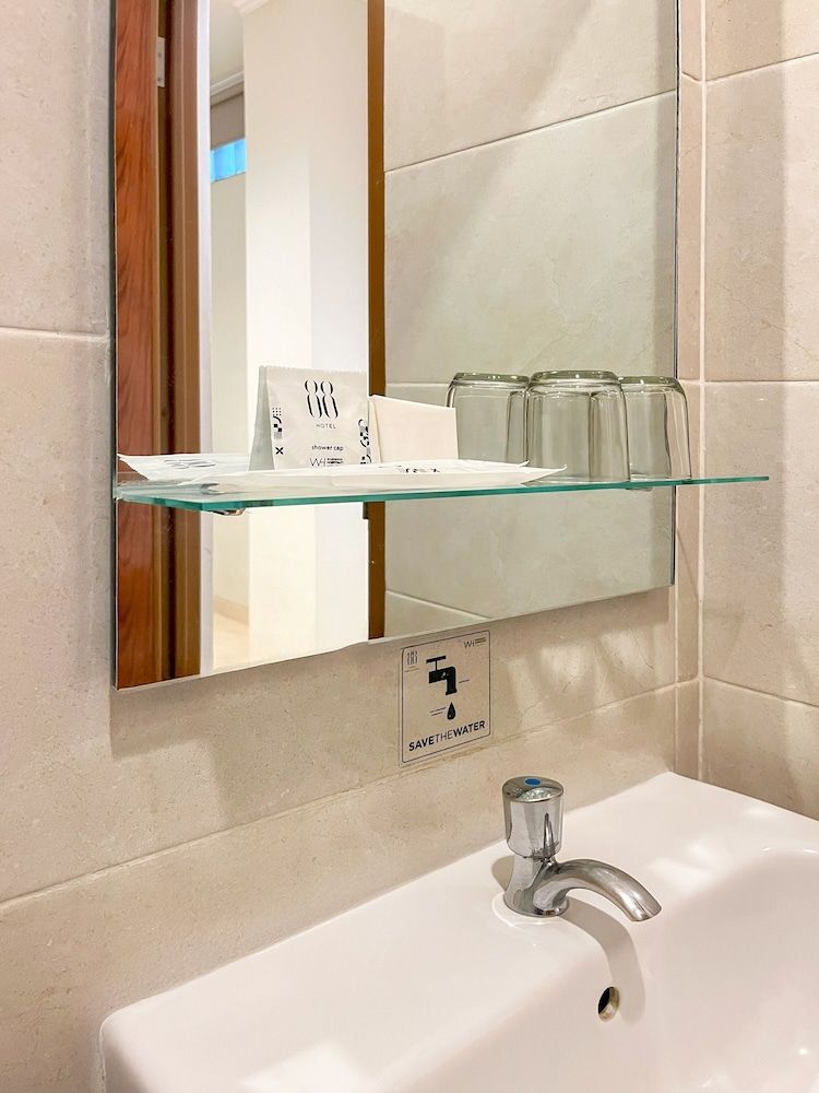 Hotel 88 Embong Kenongo by WH Superior Double Room 6