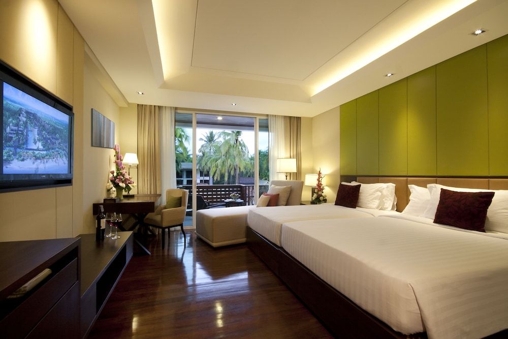 Deluxe Double or Twin Room, Pool View