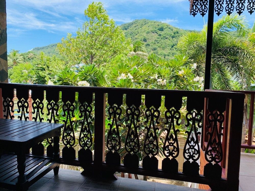 Delight Resort Economy Twin room 9