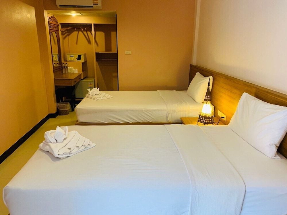 Delight Resort Budget Twin room 2