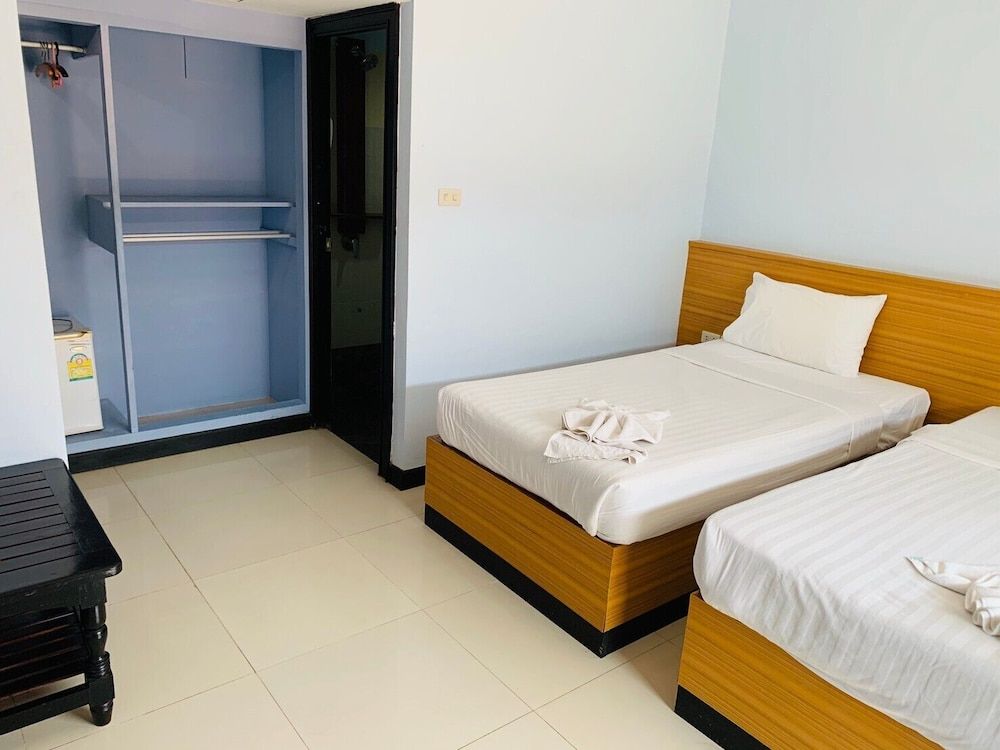 Delight Resort Economy Twin room 4