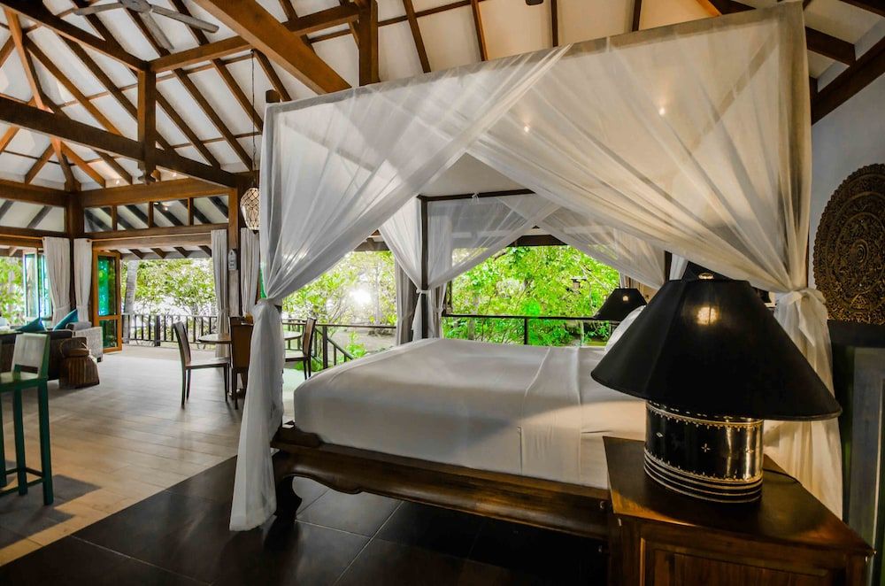 Romantic Villa, 1 King Bed, Private Pool, Beachfront (Adult Only)