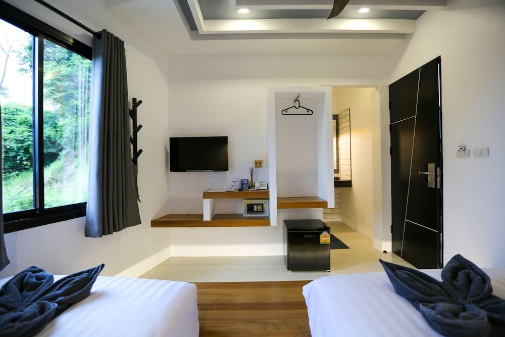 Chaantalay Hotel Standard Twin Room